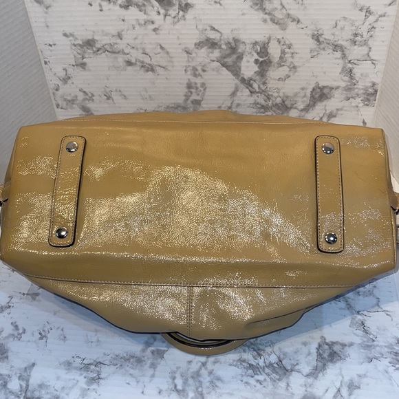 Coach Patent Leather Satchel  🩷💜 BEAUTIFUL 🩷💜 - Picture 3 of 14